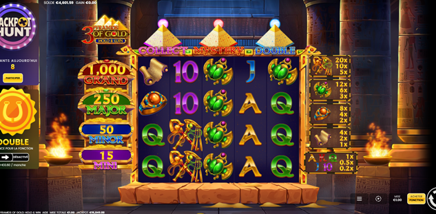 3 Pyramids of Gold: Hold & Win